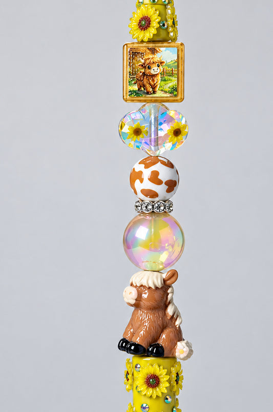 Fall Country themed pens with adorable highland cow