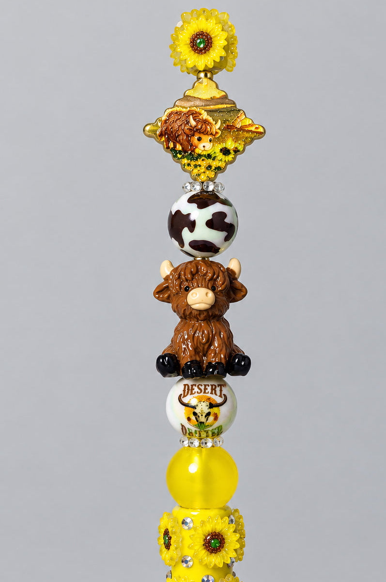 Fall Country themed pens with adorable highland cow